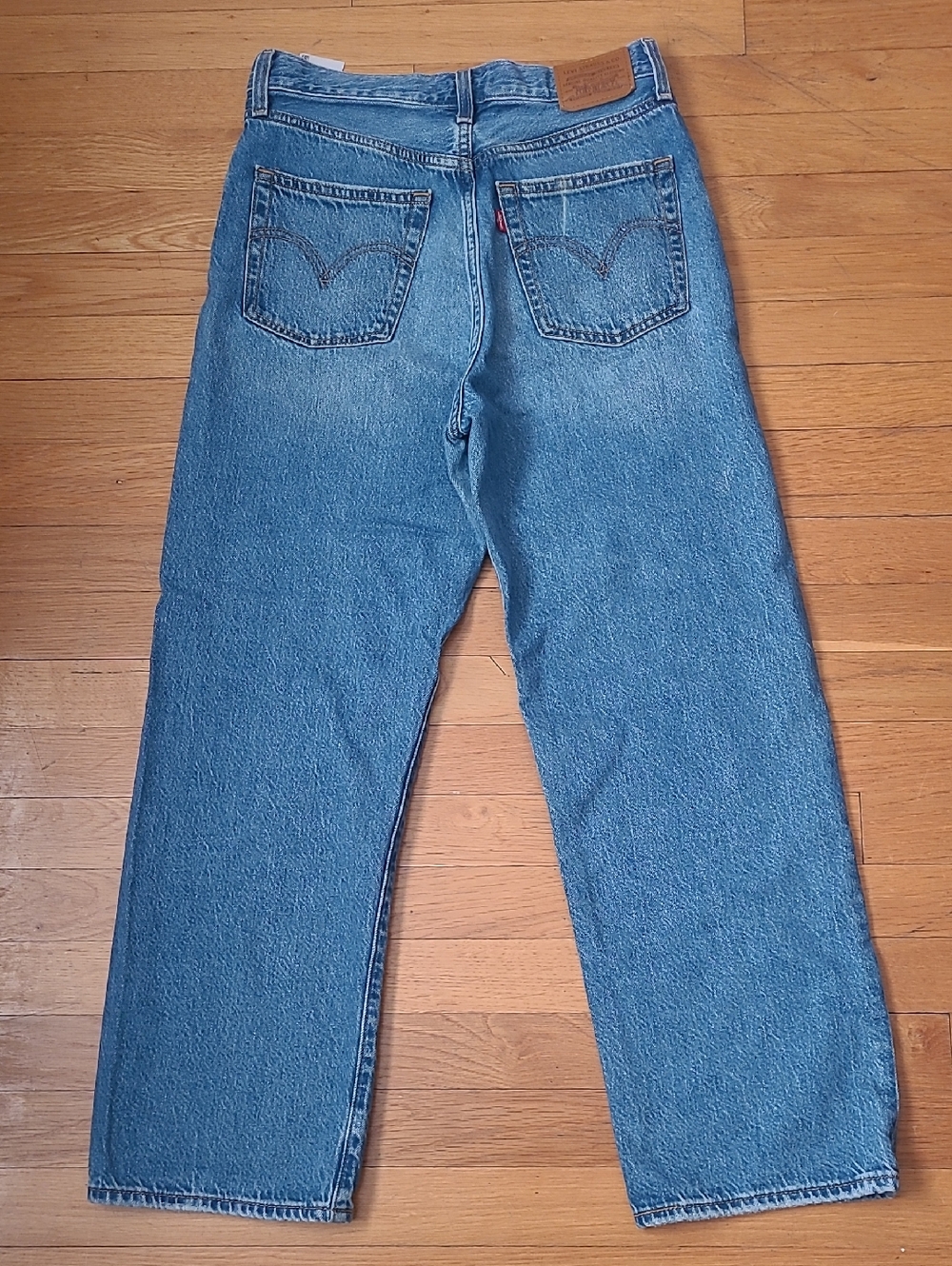 Levi's Ribcage Straight Leg Midium Wash Jeans - Picture 4 of 7